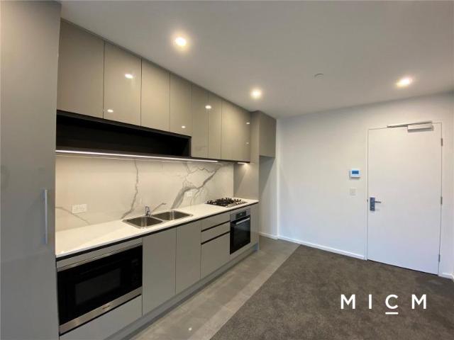 Stunning 2 Bedrooms 2 Bathrooms