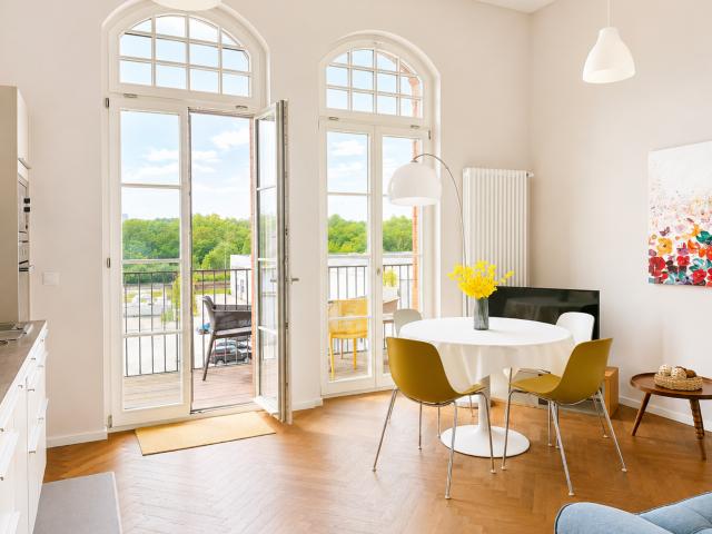 Stunning 2 Room Apartment in Charlottenburg Berlin