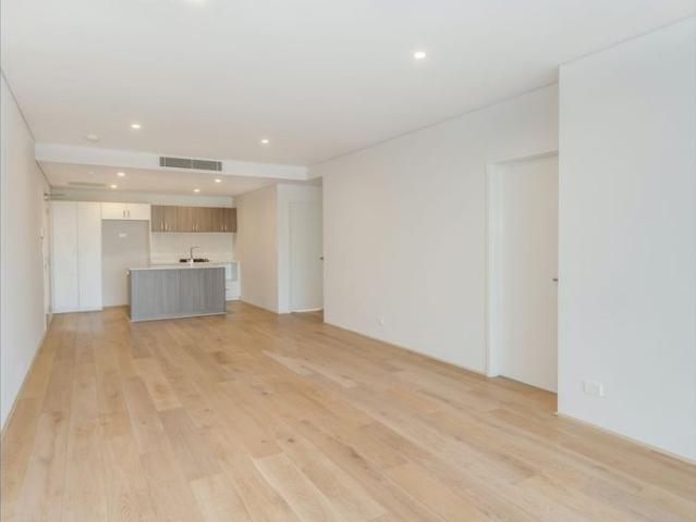 Stunning 2x2 Apartment in Superb Location! Mount Pleasant!