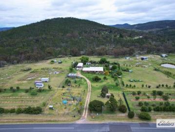 Stunning 31 Acre Hobby Farm with Water Licence A Perfect Country Escape