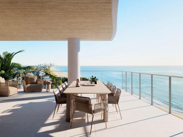 Stunning 3 Bed Residence with North Facing Views of the North Burleigh Headland