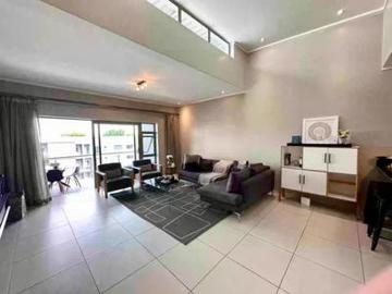 stunning 3 bedroom 2.5 bathroom apar.