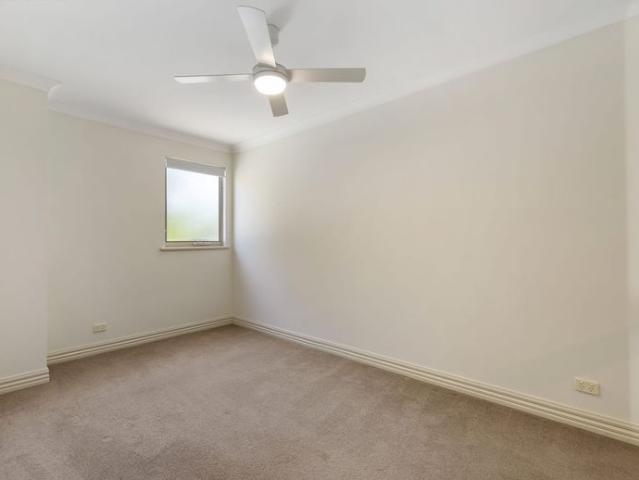 Stunning 3 Bedroom 2 Bathroom Townhouse Moments From Glenunga International High School!
