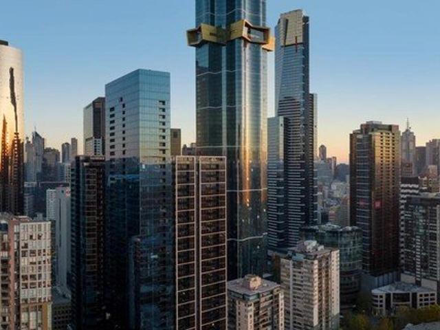 Stunning 3 Bedroom apartment with magnificent views on level 44!