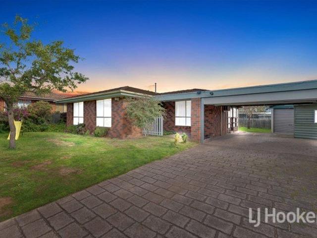 Stunning 3 Bedroom Family Home for Lease
