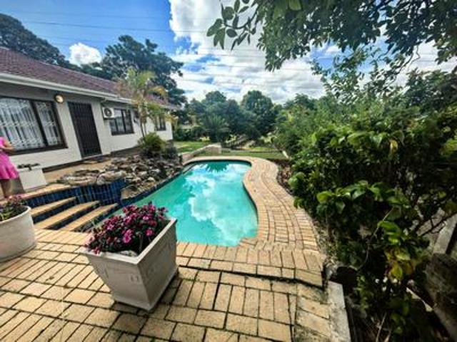 stunning 3 bedroom house