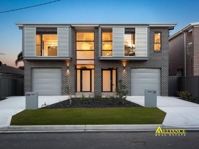 Stunning 3 bedroom house plus study in a prime location