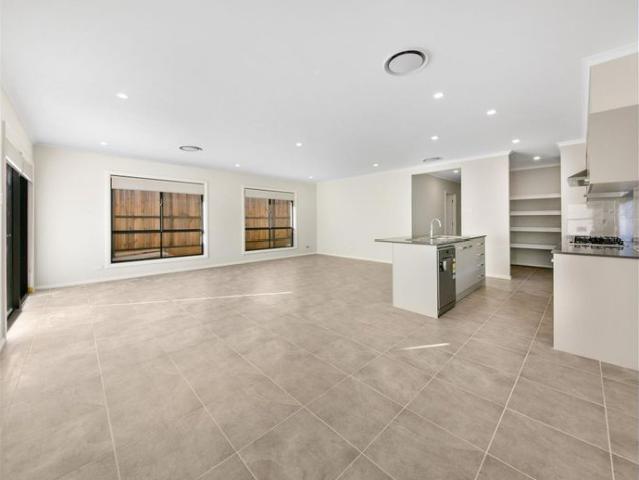 Stunning 3 bedroom home available now