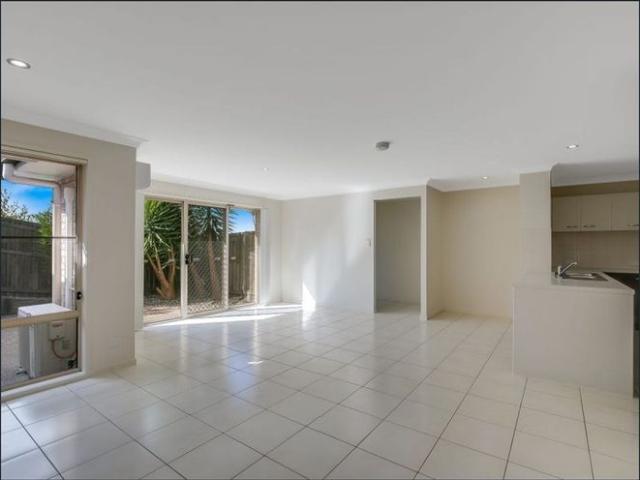 Stunning 3 Bedroom Home for Rent in Glenvale!