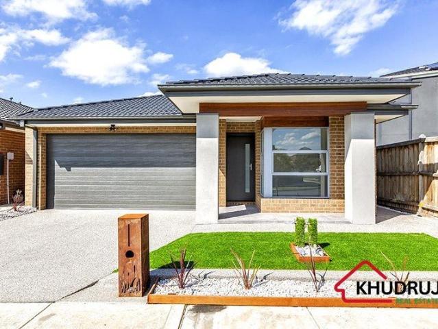 Stunning 3 bedroom Plus Study Home Upper Point Cook