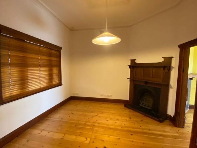 STUNNING 3 BR BUNGALOW WITH ARCHICTUALLY DESIGNED OPEN PLAN LIVING
