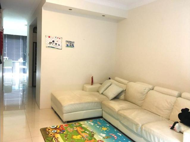 Stunning 3 Storey 3 Bedroom Townhouse for Rent