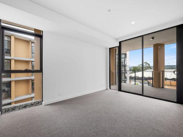 Stunning Three Bedroom Apartment