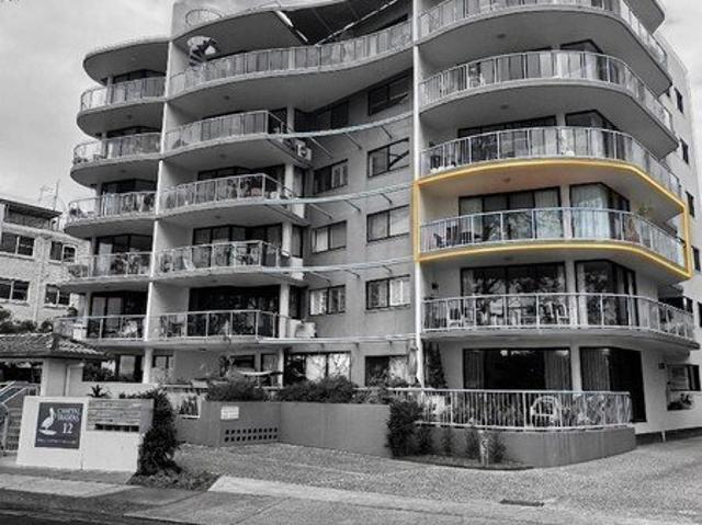 Stunning Three Bedroom Apartment with Panoramic Maroochy River Views
