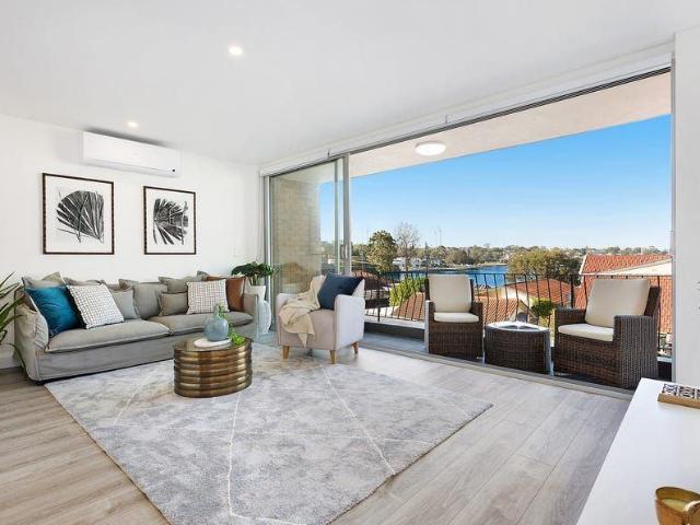 Stunning Three Bedroom Apartment with Water Views