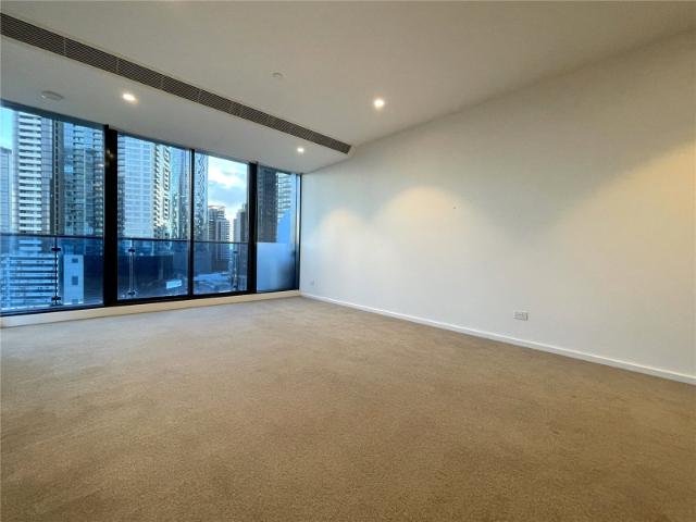 Stunning Three Bedroom Apartment in Southbank Central
