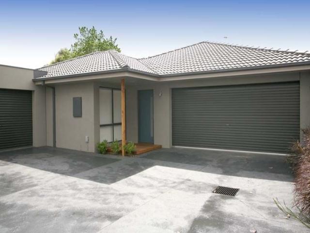 Stunning Three Bedroom Family Home in Prime Location