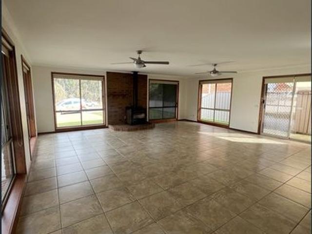 Stunning Three Bedroom Home Across from Bullanginya Creek