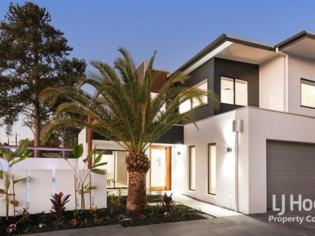 Stunning tidy townhouse!