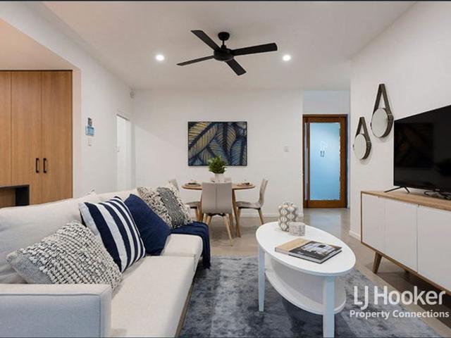 Stunning tidy townhouse!