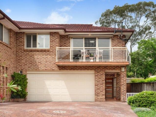 Stunning Torrens Title Family Residence in a Prime Waterside Location