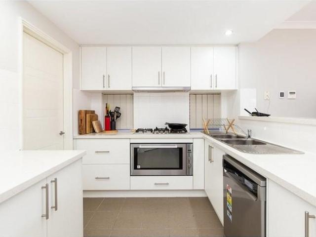 STUNNING TOWNHOUSE QUIET LOCATION