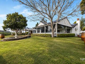 Stunning Trade Ready Residence and Function Centre