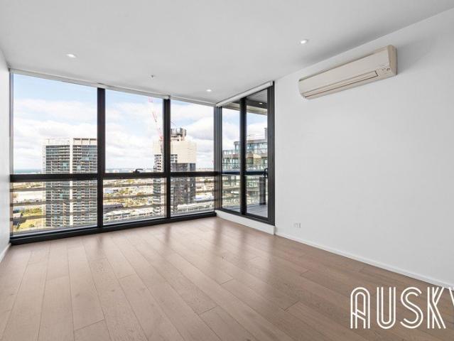 Stunning Two Bedroom Waterfront Apartment with Breathtaking Views!