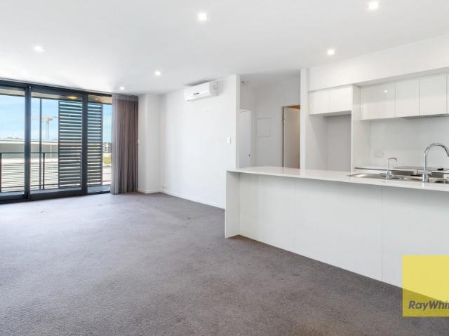 STUNNING TWO BEDROOM APARTMENT