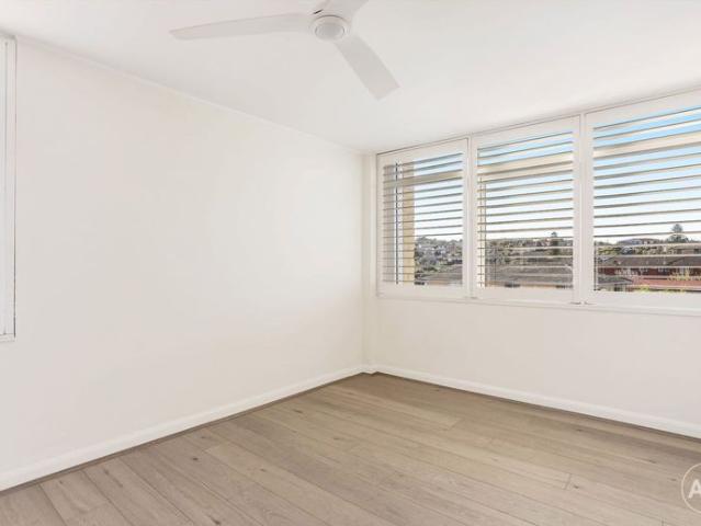 Stunning Two bedroom Apartment Metres from Maroubra Beach!