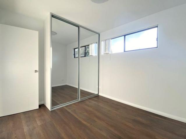 STUNNING TWO BEDROOM GRANNY FLAT