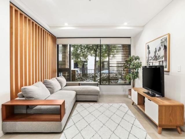 Stunning two bedroom split level terrace