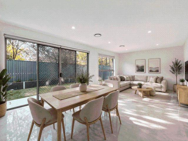 Stunning Two Storey Home Ducted Air Con, Double Garage, Picturesque Views