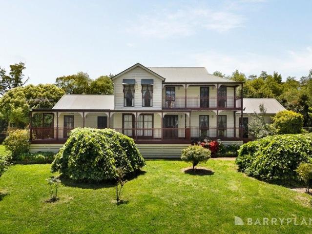 Stunning Two Story Weatherboard with Breathtaking Views on 2.2 Acres