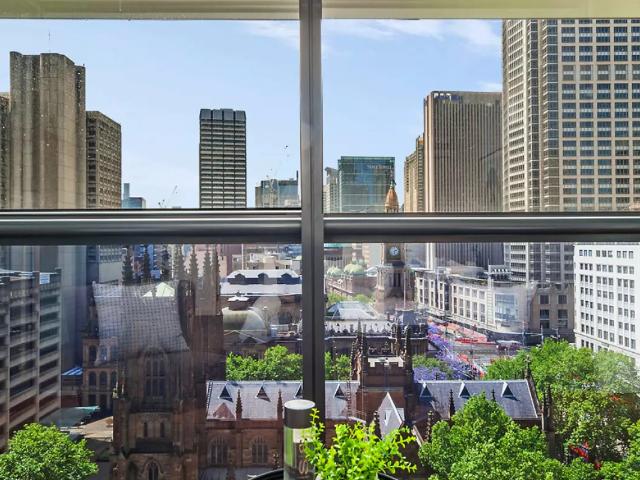 STUNNING UNFURNISHED TWO BEDROOM APARTMENT IN LUMIERE RESIDENCES
