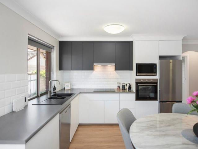 Stunning Unit in Fantastic Location