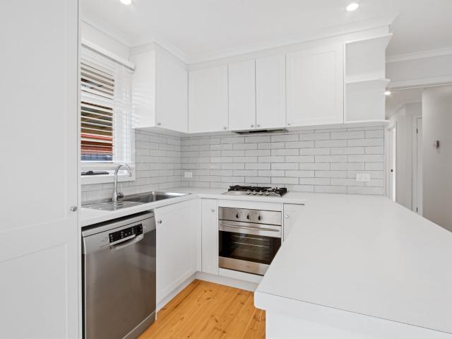 Stunning unit in premium locale