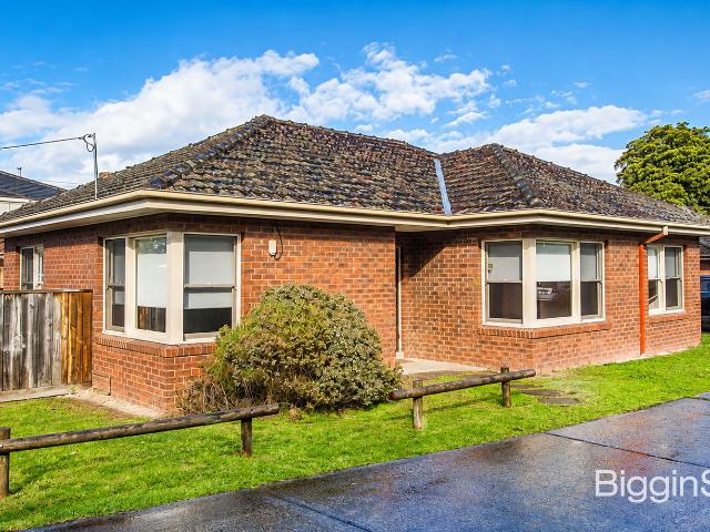 Stunning Unit in the Heart of Glen Waverley School Zone