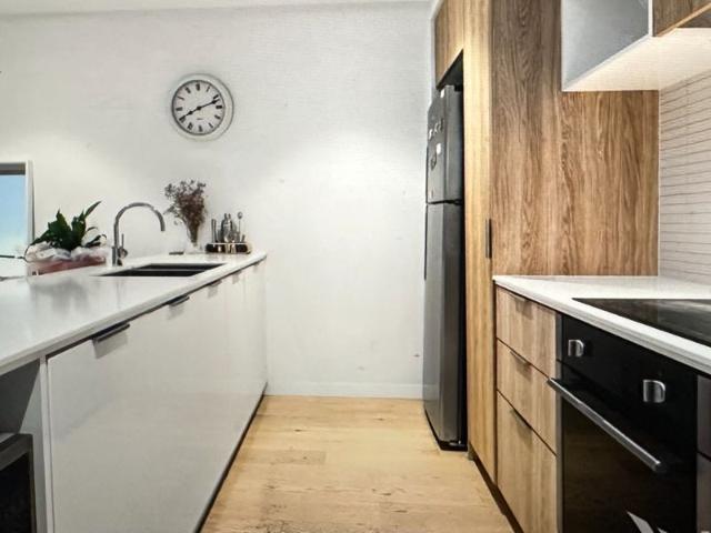 UNDER OFFER: Stunning view of 2BED 2BATH on St. Kilda Road