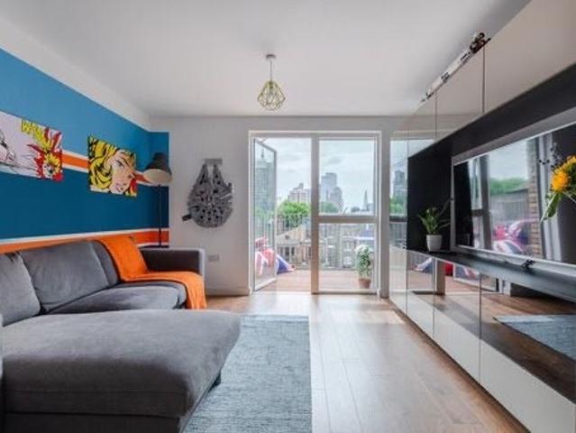 Stunning view 2b1b balcony High end 5m Old St