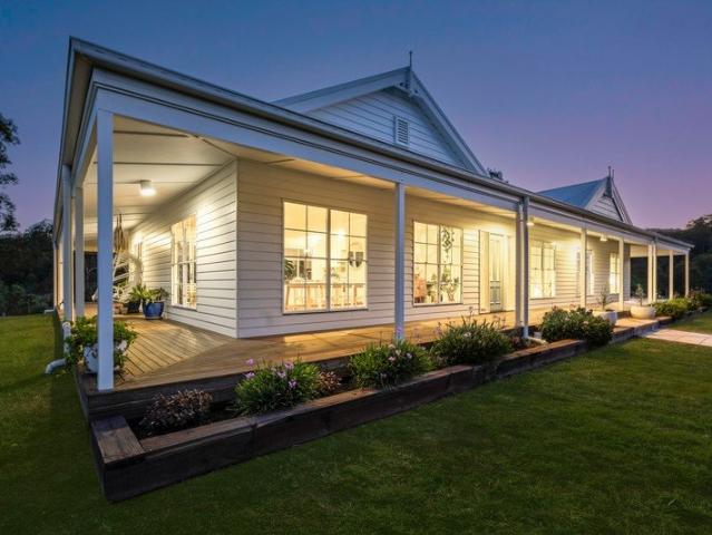 STUNNING VIEWS WITH PEACE AND PRIVACY