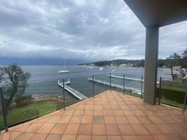 STUNNING VIEWS FROM THIS 3 BEDROOM WATERFRONT APARTMENT