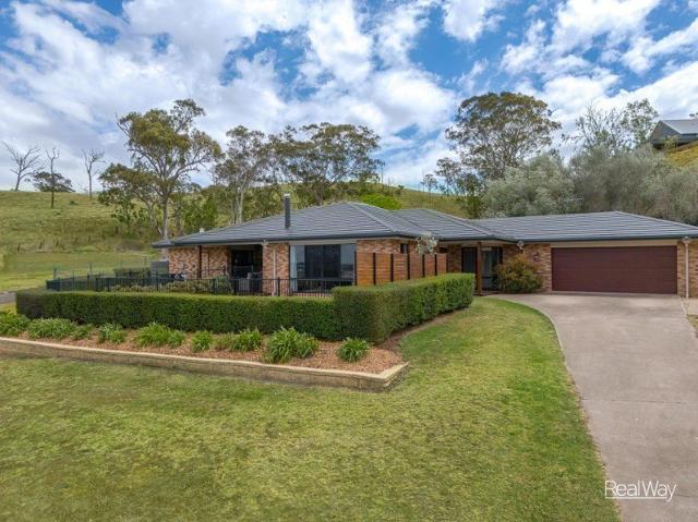 Stunning Views & Relaxed Poolside Living
