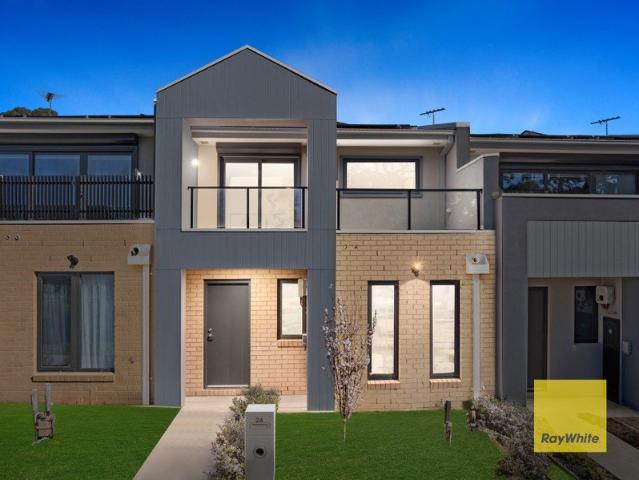 Stunning Views, Spacious Living No Body Corp Fees