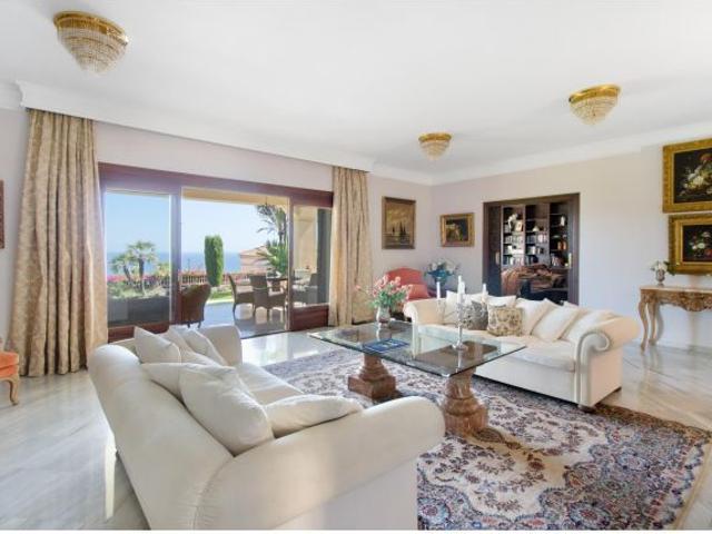 Stunning VIlla in Sierra Blanca