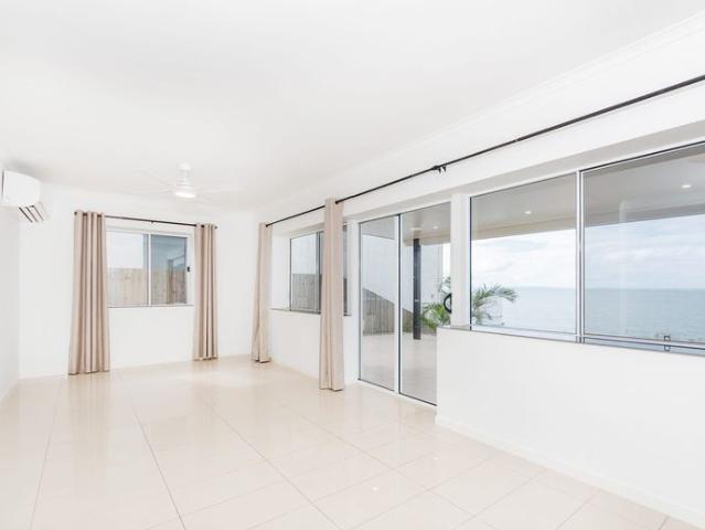 Stunning Waterfront 2 Bedroom Apartment with Spectacular Views !