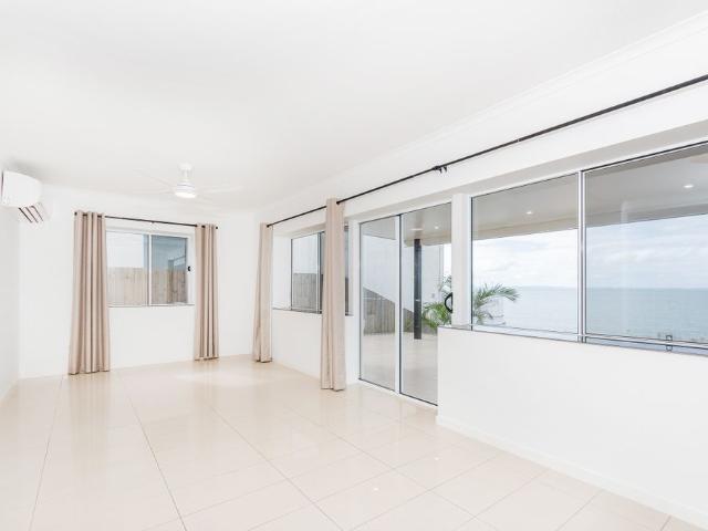 Stunning Waterfront 2 Bedroom Apartment with Spectacular Views!