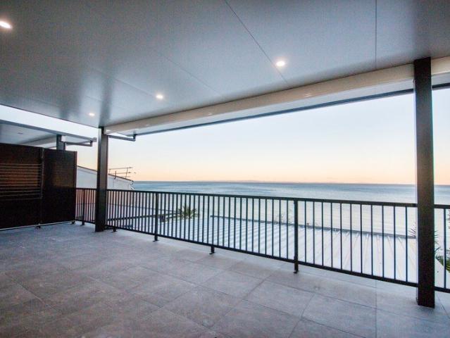 Stunning Waterfront 2 Bedroom Apartment with Spectacular Views !