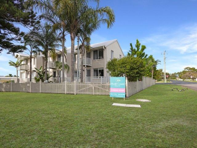 Price reduced to sell Stunning Waterside Townhouse With Exceptional Potential