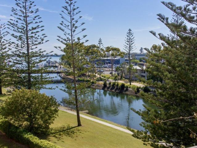 Stunning Waterway Views, Sunny Northerly Aspect